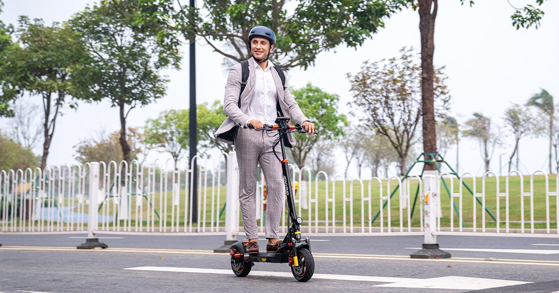 Est-ce que le port du casque est obligatoire en trottinette électrique ?